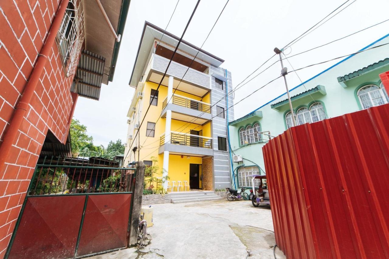 Reddoorz @ D Maagma Street Hotel Kalibo Ngoại thất bức ảnh