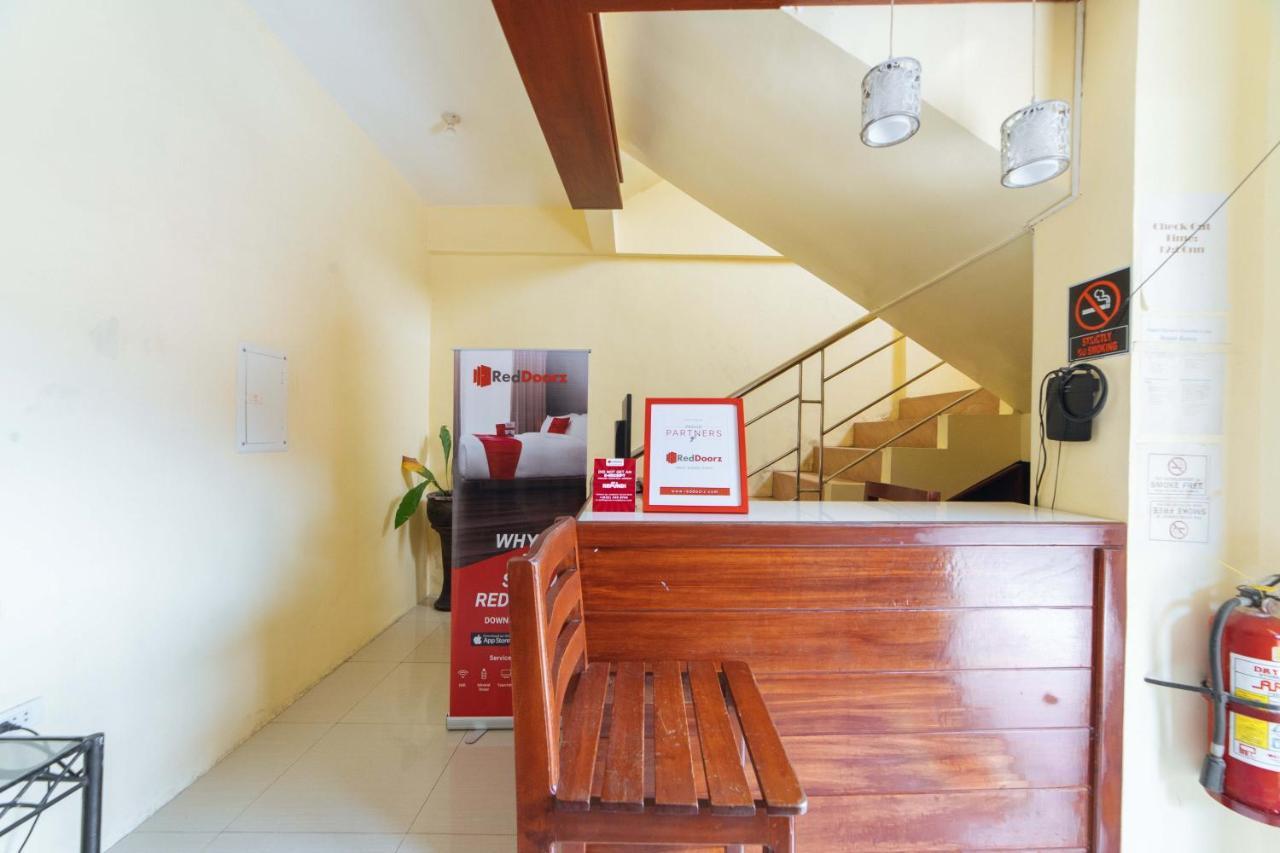 Reddoorz @ D Maagma Street Hotel Kalibo Ngoại thất bức ảnh