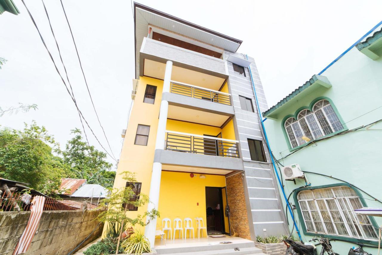 Reddoorz @ D Maagma Street Hotel Kalibo Ngoại thất bức ảnh