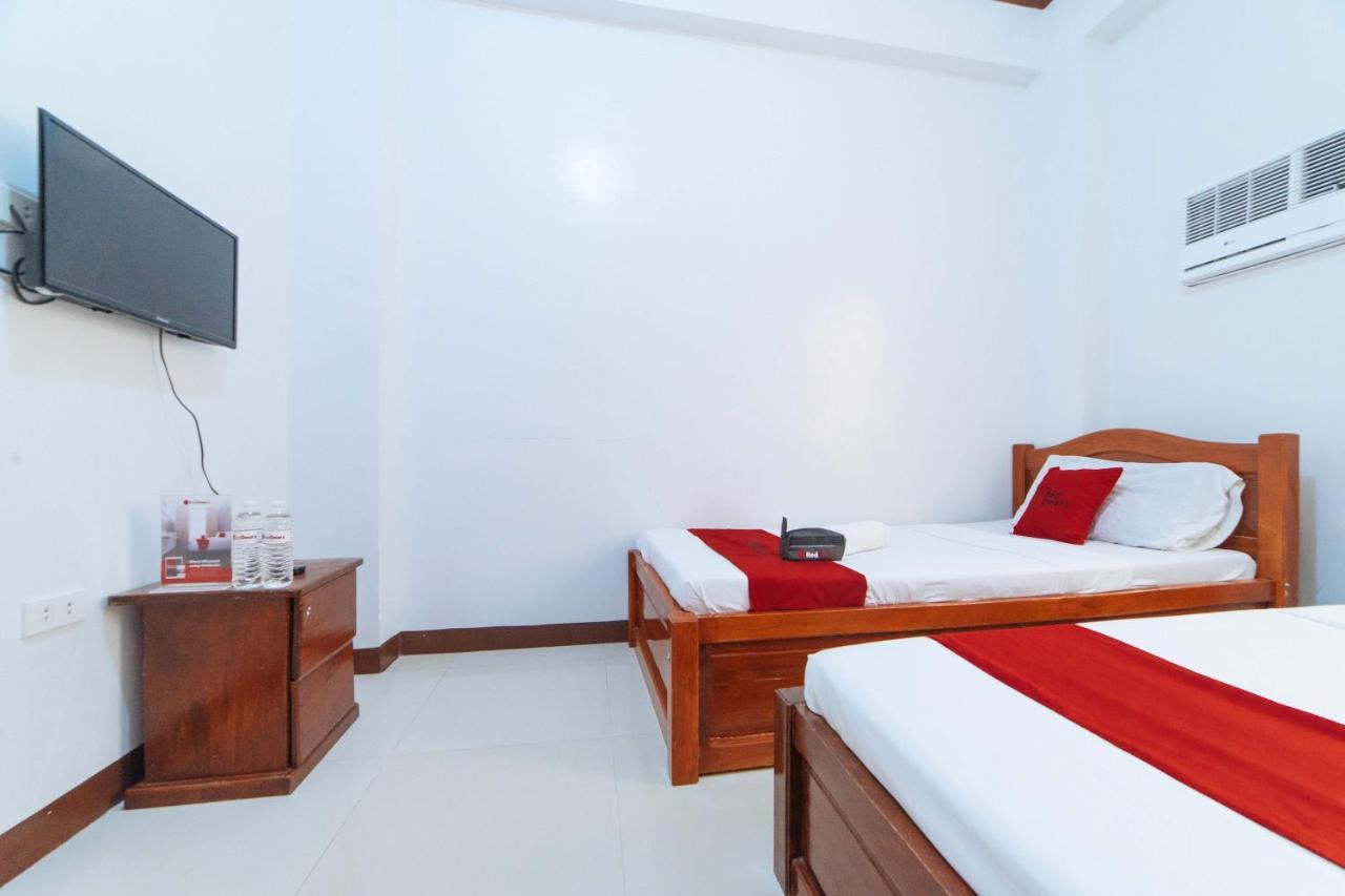 Reddoorz @ D Maagma Street Hotel Kalibo Ngoại thất bức ảnh
