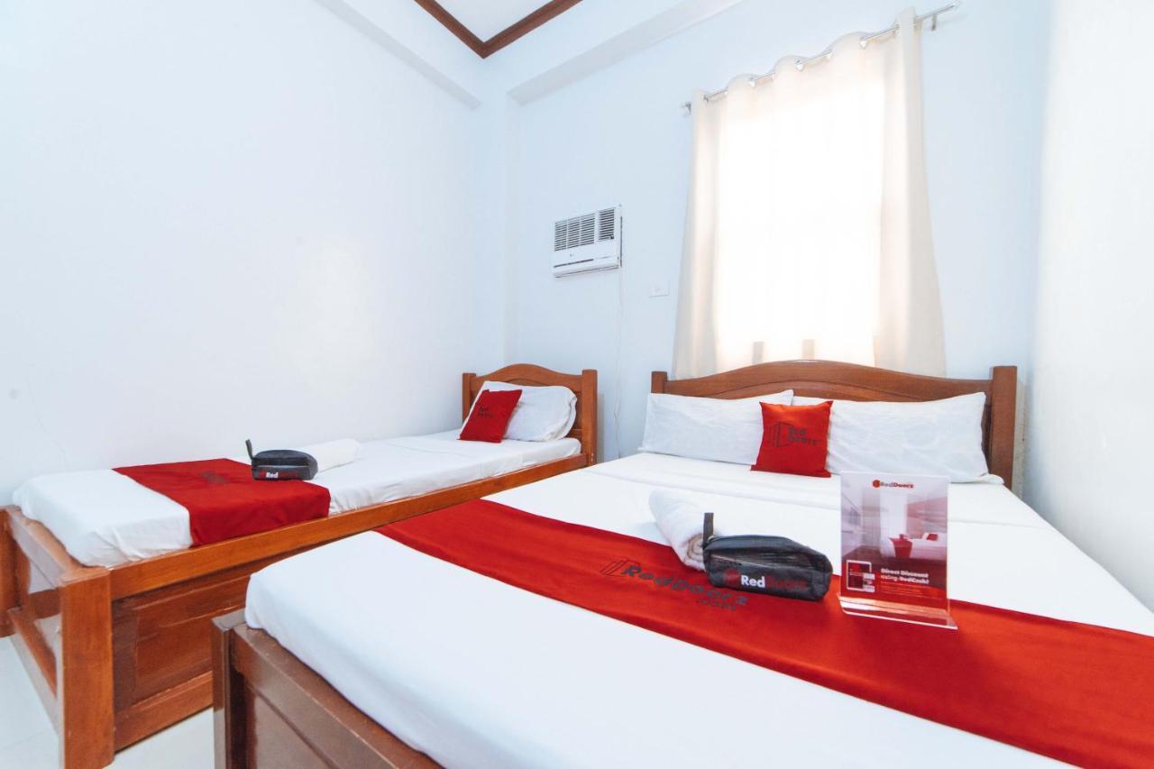 Reddoorz @ D Maagma Street Hotel Kalibo Ngoại thất bức ảnh