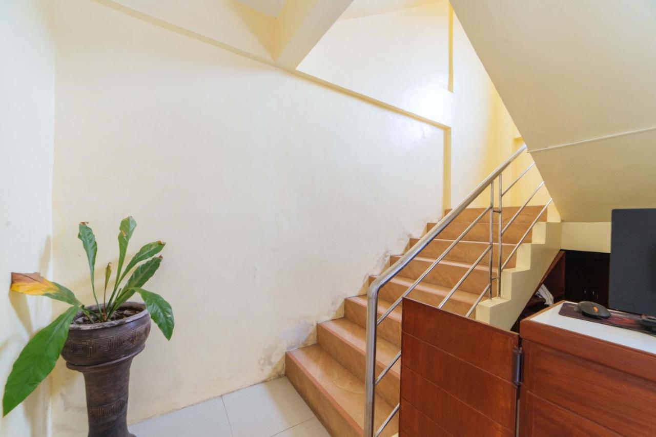 Reddoorz @ D Maagma Street Hotel Kalibo Ngoại thất bức ảnh