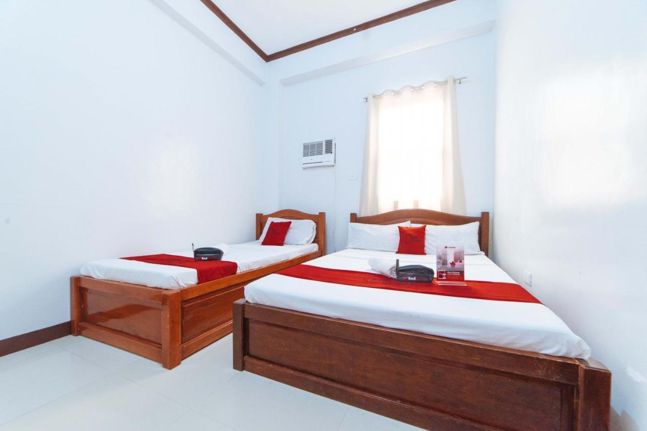 Reddoorz @ D Maagma Street Hotel Kalibo Ngoại thất bức ảnh