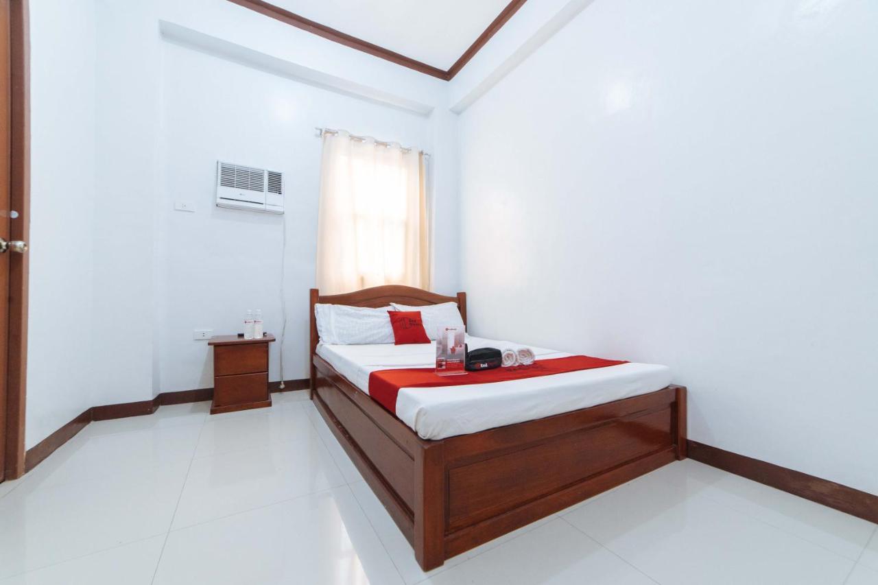Reddoorz @ D Maagma Street Hotel Kalibo Ngoại thất bức ảnh